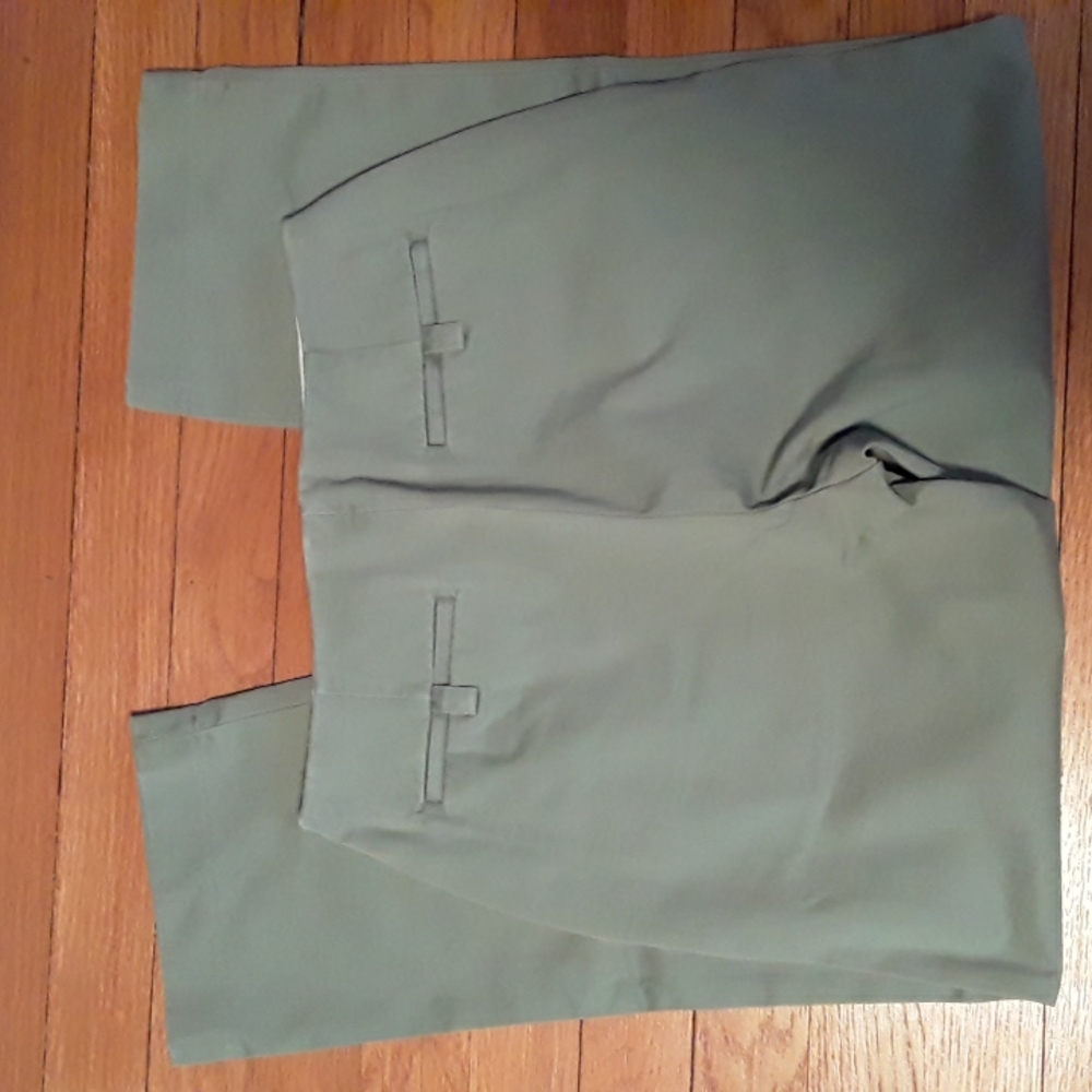 Vtg Banana Republic Premium Chinos, washed light green, size 2